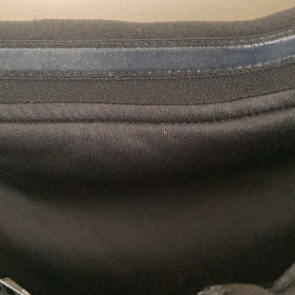 Karl Lagerfeld Elegant Pearl Beaded Black Off-Shoulder Dress Sz 10 - Picture 4 of 8